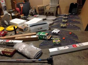 Lot of assorted houseware items customer returns see all pcitures
