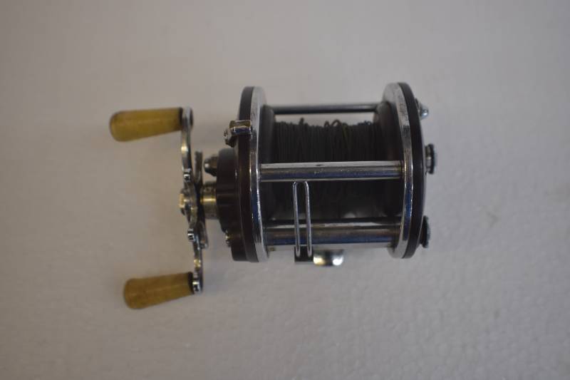 The Moonshine Shoppe Auction 011. Last of Auction of collectible ...