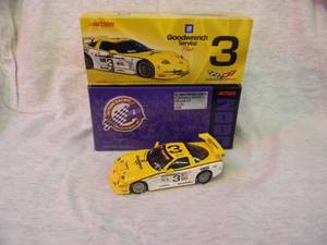 ACTION 100285 143 SCALE 2000 CORVETTE C5-R #3 GM GOODWRENCH SERVICE PLUS - 1 OF 2,352 - IN BOX - AWESOME - GREAT PIECE - SEE PICTURES