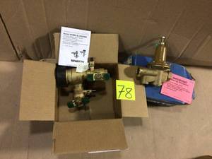 lot 78 image: 1 in. Lead-Free Brass FPT x FPT Water Pressure Reducing Valve by Watts