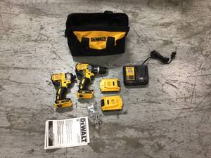 lot 113 image: 20-Volt MAX XR Cordless Brushless Hammer DrillImpact Combo Kit (2-Tool) with (1) 4.0Ah Battery & (1) 2.0Ah Battery by DEWALT Customer Returns See Pictures