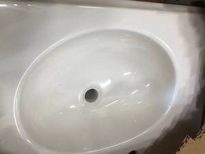 24.50 in. W Bath Vanity in White with Cultured Marble Vanity Top in White with White Basin by Glacier Bay- open box not used - see pictures