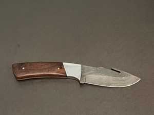 lot 3 image: Custom Damascus Steel Gut Hook Knife