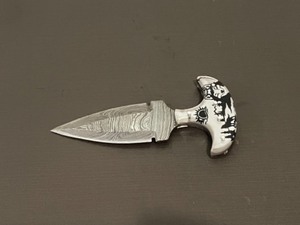 lot 5 image: Custom Damascus Steel blade Boot Dagger 