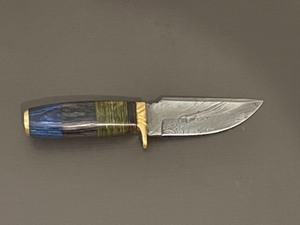 lot 10 image: Custom Damascus Steel Knife