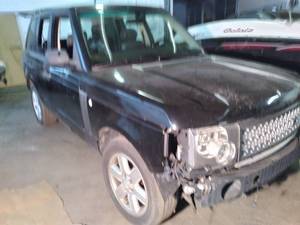 lot 11 image: 2003 Range Rover