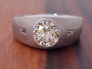 lot 6 image: Modern1.35 Carat Diamond Bezel 3-Stone Satin Ring 14k White Gold