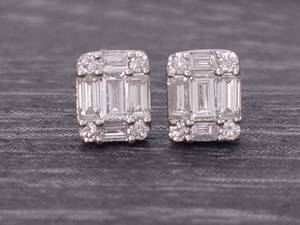 lot 19 image: New 12 Carat Fantastic Illusion Set Diamond Rectangle Stud Earrings in 14k Gold