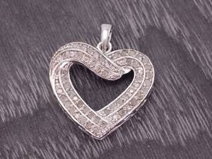 lot 60 image: 1.00 Carat Double Row Heart Shaped Estate Pendant