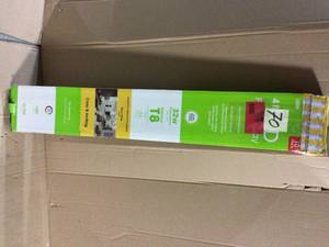 lot 70 image: 18-Watt 4 ft. Linear T8 Plug and Play LED Tube Light Bulb, Warm White 3000K (10-Pack) &nbspCustomer Returns See Pictures