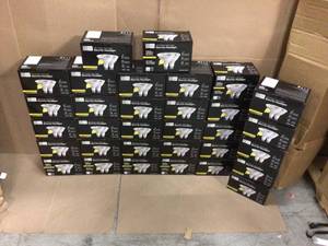 lot 104 image: Lot of 120-Watt Equivalent PAR38 LED Motion Sensor Flood Light Bulb Bright White (2-Pack) by KODO (32 count) review pictures