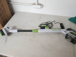 lot 7 image: powersmith 20v weed eater works ...