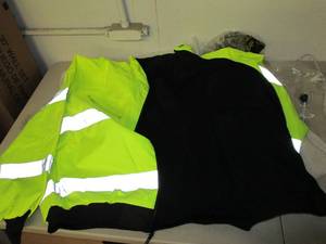 lot 106 image: new DK-1 insulated yellow jacket wi...