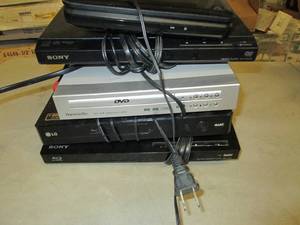 lot 174 image: 5dvd players ...