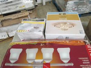 lot 190 image: lot of 3 lights ...