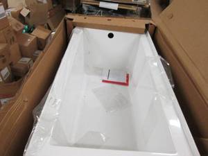 lot 229 image: 60X30 SITKA ACRYLIC ALCOVE SOAKING ...
