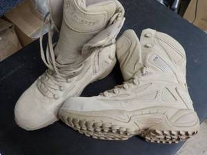 Converse size 11m New Steel Toed si...