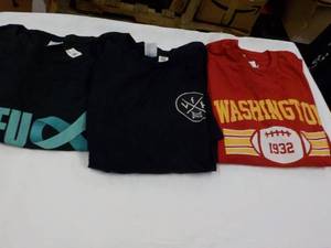 3 T-shirts size L and XL...