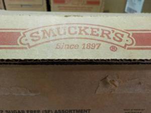 Case of 200 packets Smuckers Sugar...