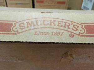Case of 200 packets Smuckers Sugar...