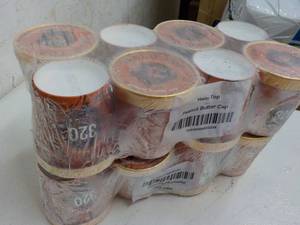 16 Tubs Halo Top Peanut Buter Cup I...