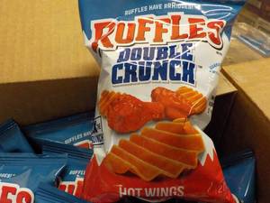 Case of Double Crunch Hot Wings Chi...