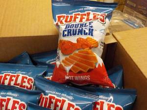 Case of Double Crunch Hot Wings Chi...