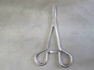 Locking Metal Forceps...