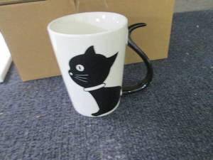 4 Cat Tail Mugs...