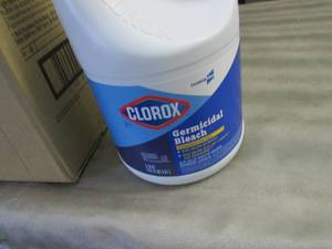 2- 121 oz Clorox Bleach Concentrate...