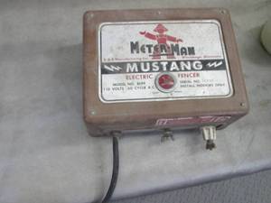 Mustang Electric Fencer...