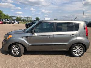 2013 Kia Soul - 2 OWNER