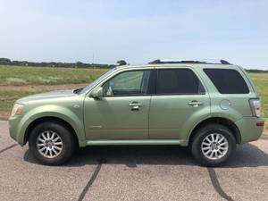 2008 Mercury Mariner Premier - 4x4