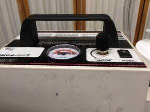 lot 4 image: Aeros Care-E-Vac II Portable Suction Unit With Bottle - Great Working Condition