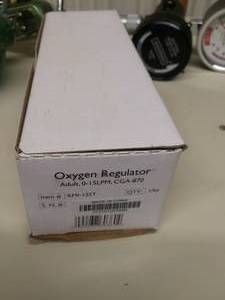 lot 36 image: Boehringer Oxygen Gauge Pressure Regulator, New In Box Roscoe Oxygen Gauge Regulator & Oxygen Tank 