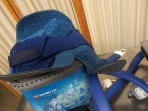 lot 37 image: MSRP $450 Breg Polar Care Kodiak Cube and Glacier Cold Therapy System With Pad - Excellent Working Condition