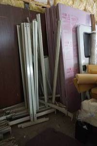 lot 43 image: Large Lot of Retail Shelving