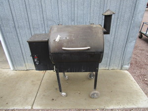 lot 8 image: Trager Pellet Grill
