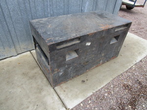 lot 9 image: 3x17x18 Job Box