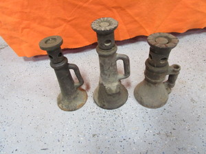 lot 56 image: Vintage Wagon Screw Jacks