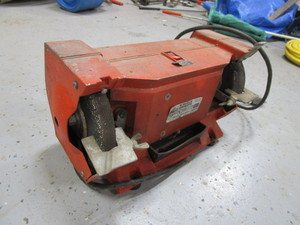 lot 65 image: 6 Bench Grinder