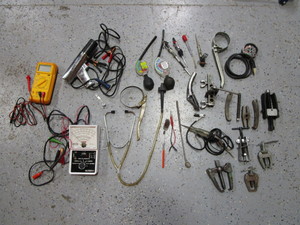 lot 72 image: Automotive Tools