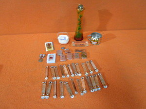 lot 105 image: Lighters, Ashtrays, Hamms Beer Can Openers