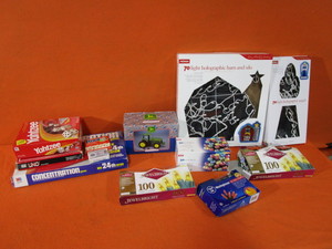 lot 121 image: John Deer Bank, Games, Holiday Lights