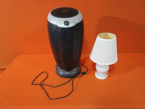 lot 135 image: Air Filter & Light