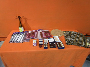 lot 151 image: Wine Items & Placemats