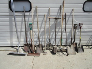lot 94 image: Hand Tools