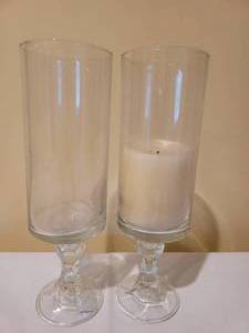 lot 4 image: Lovely Cake Stand and Candleholder Collection