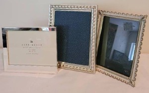 lot 23 image: Frame Grouping