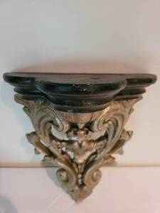lot 44 image: Distinctive Decor Pieces